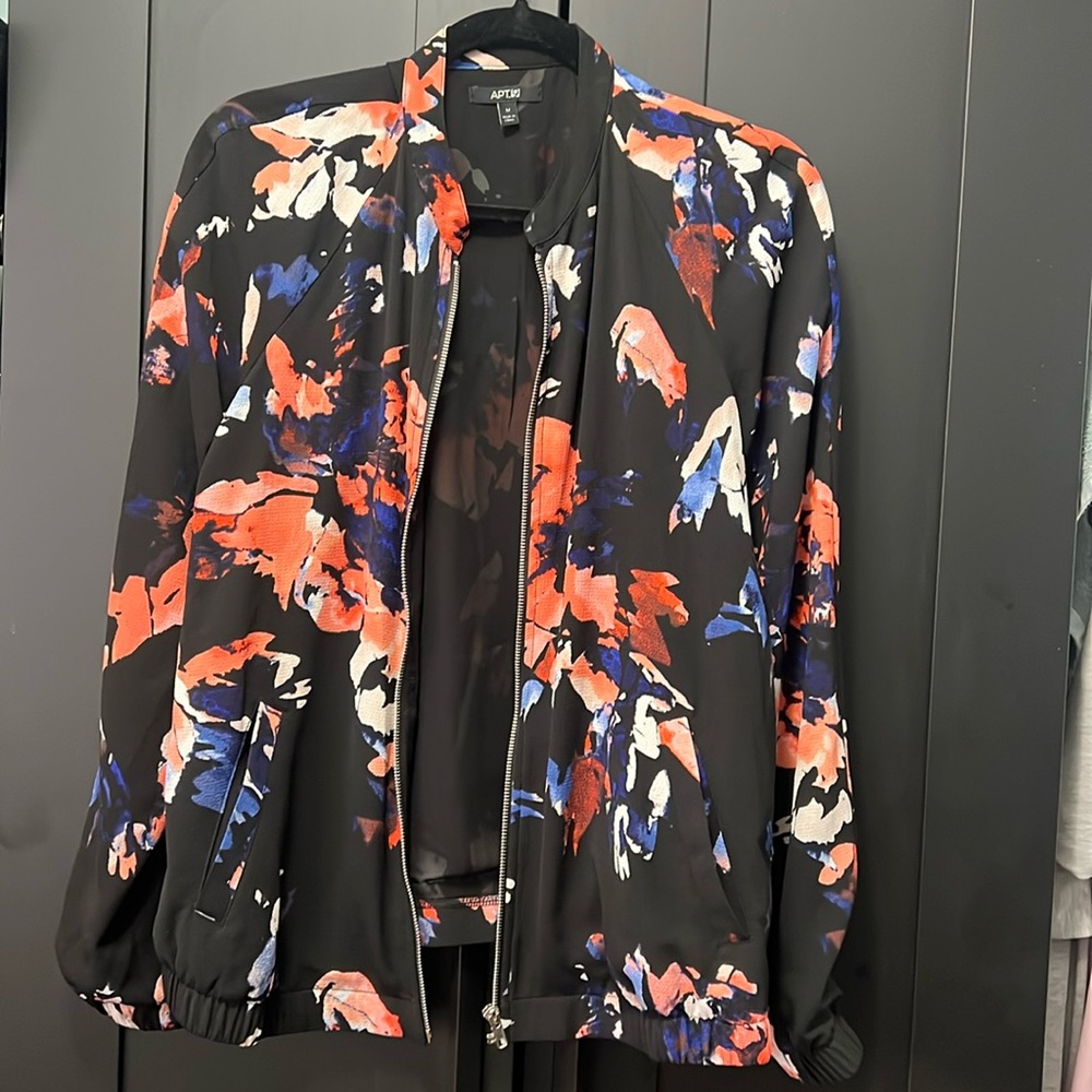 Apt 9 Floral Bomber Jacket. Size M.
